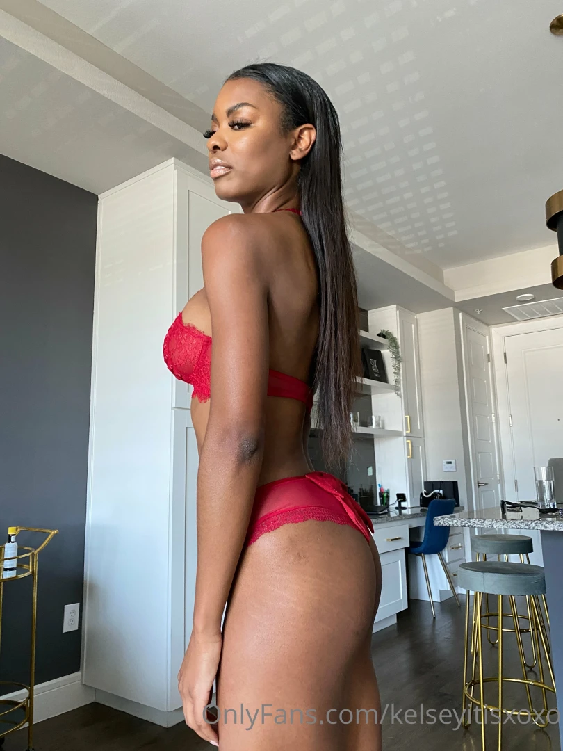 Can you wrap me up and put me under your tree 