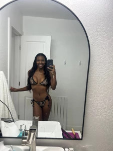 Let me take a selfie part 2