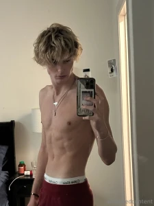 Kiss me anywhere part 3