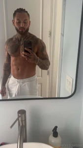 He was on my old volleyball team- now taddydaddy is on of serving