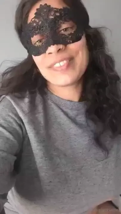 Somehow i look sexy but cute enjoy this throwback set 