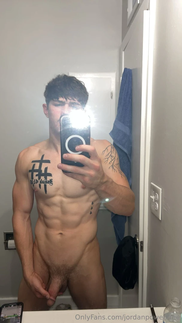 Look at this gorgeous jock josephyates and watch as he milks that dick part 6 