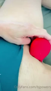 Masterbation monday this toy almost makes me squirt god damn can you