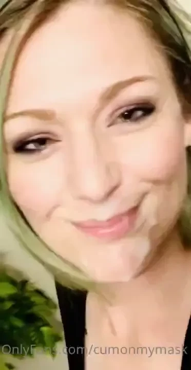 One happy little cumslut 