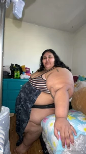 Heheh yesss i know my shorts are inside out but i didnt want to take