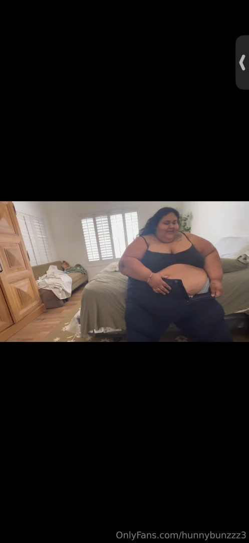 Hehehe from the weigh in videoo it will be posted in a few hourse part 3 