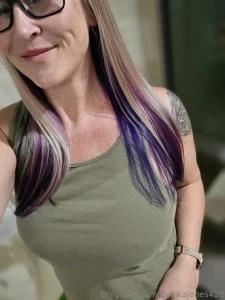 Midnight kisses to all