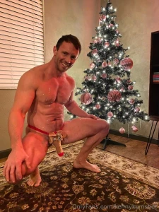 Merry xxxmas any little helpers wanna see my reindeer