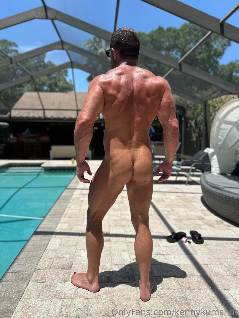 All this sweat dripping off my body but i d rather be dripping down part 1 