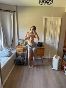 Message me for live sexting sessions tonight