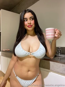 There s something turn me into a super naughty tonight message me now