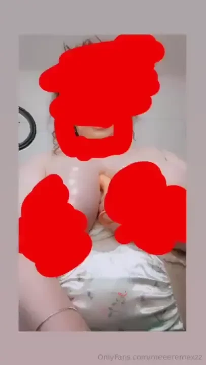 Wish i was sucking on u instead disclaimer that is a dildo not a part 1 