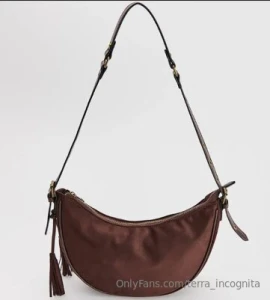 I ve been dreaming of this handbag for a long time can you help me