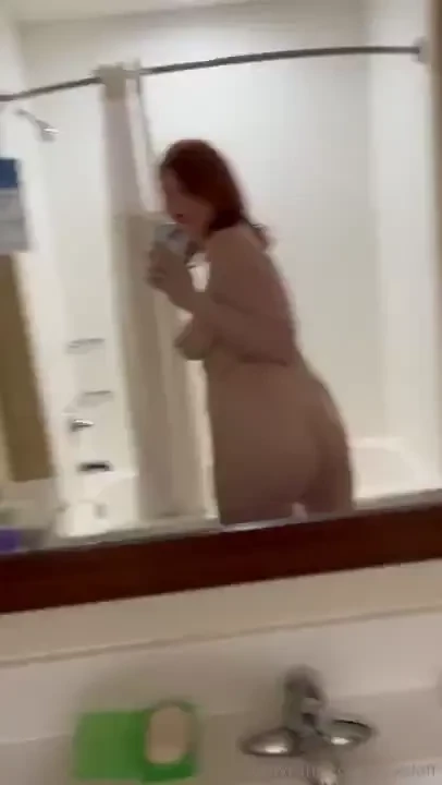 Masturbating in my shared hotel for work 