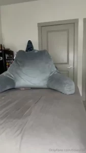 My first orgasm after the power out i was spotting cause of the new