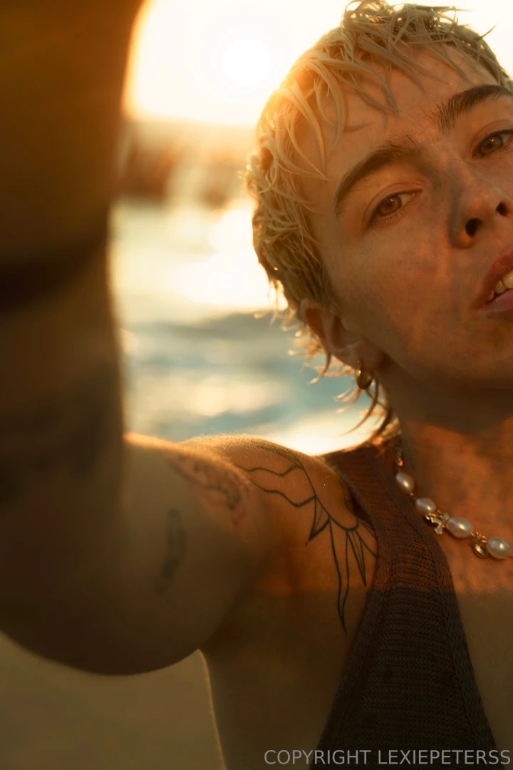 Eye contact turns me on 