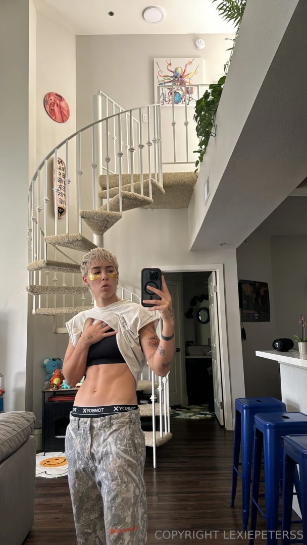 Gooooood morning sexies happy sunday 