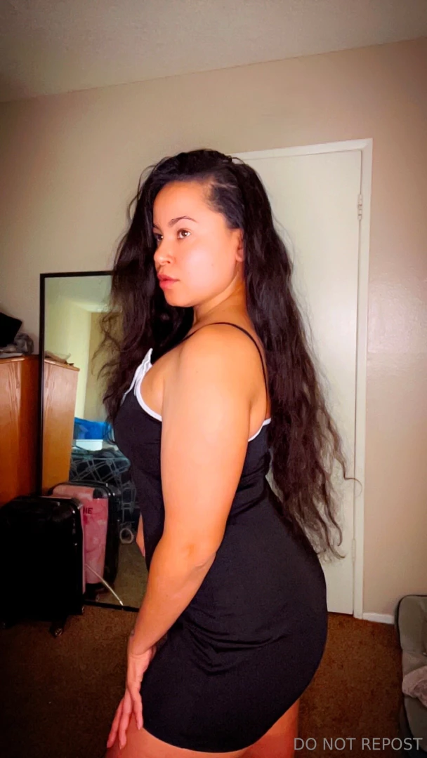 Unlock to undress free on my vip feed thenewqueenofcomedyvipfor no part 3 