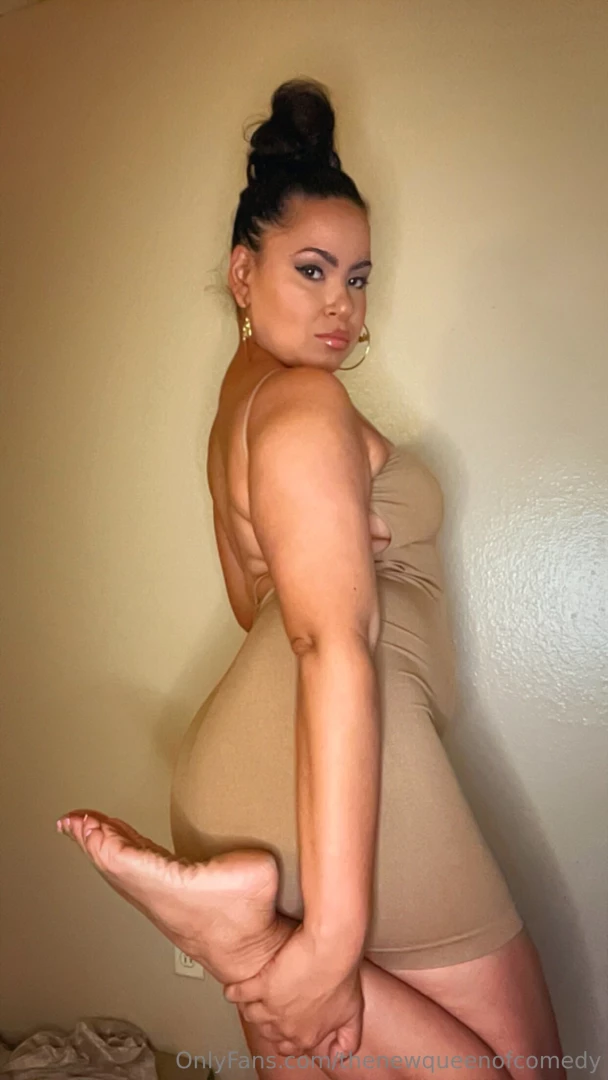 Are you a feetie free on vip thenewqueenofcomedyvip 