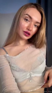 Guys i m streaming right now come and say hi