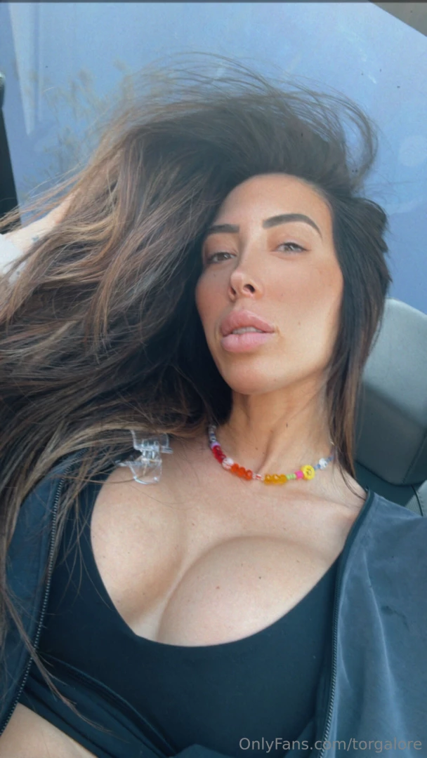 Blessing your feed this tori tuesday 