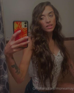 Make em cry bout the pussy- probably why my shit so wet