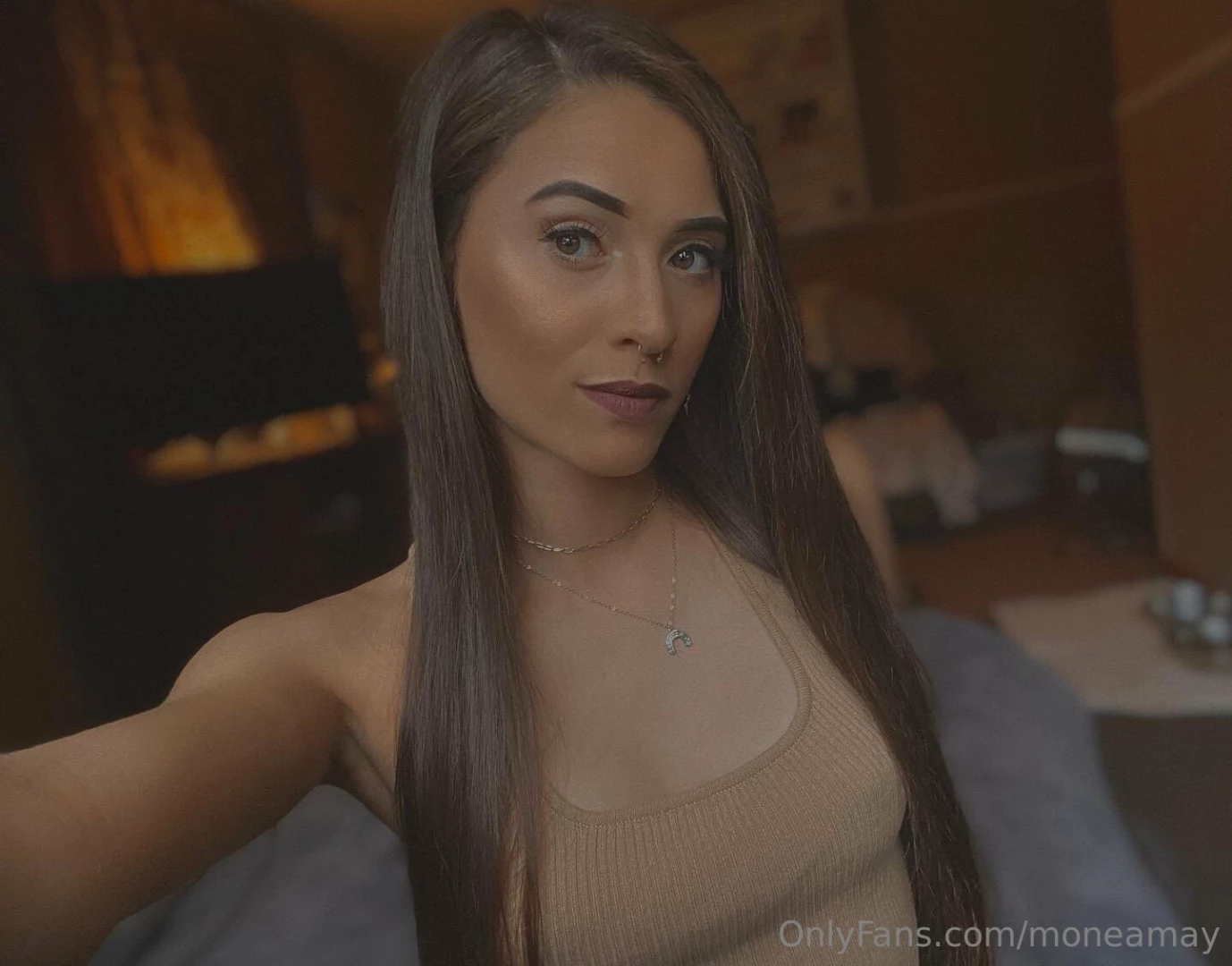 Getting ready to make some content for youuu dms always opened come 