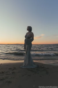 Everyone is asking whether they are a mermaid vampire fairy or witch part 1