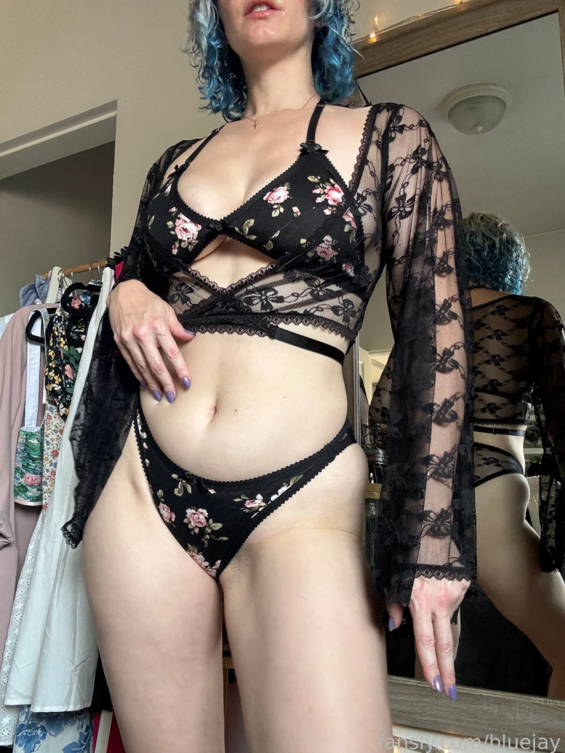 This set was literally delivered a few hours before my shoot yesterday 