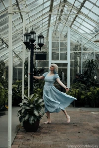 285641055552937984 part 6