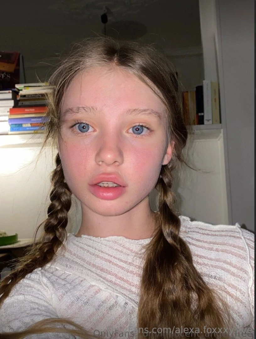 Innocent_angel_free gorgeous doll for your hot desires part 324 