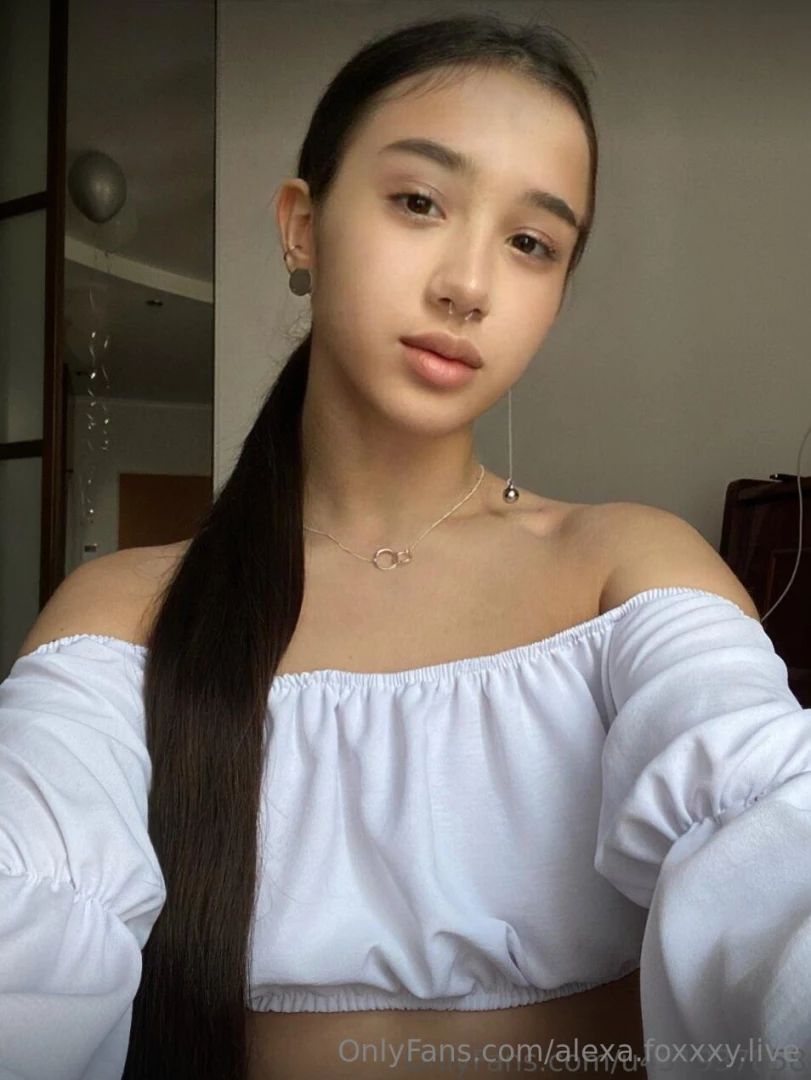 Live sexting cutie lovely_girl_alice online now you won t regret part 66 