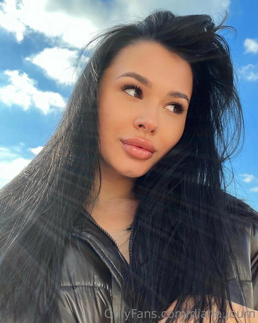 It was very sunny today do you like warm weather 