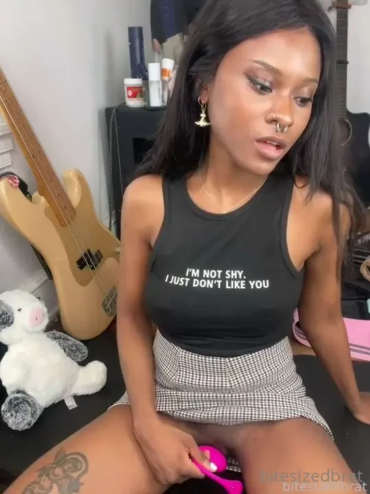 Bass babe milking edging and literally milking the cum out of my pussy 