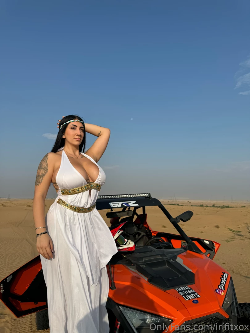 Desert queen with a need for speed and a crown of sunshine 