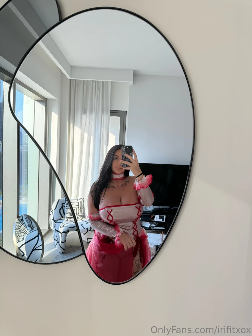 Mirror mirror who s the sassiest of them all 