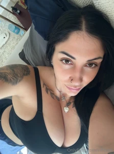 Looking sweet but my thoughts filthy