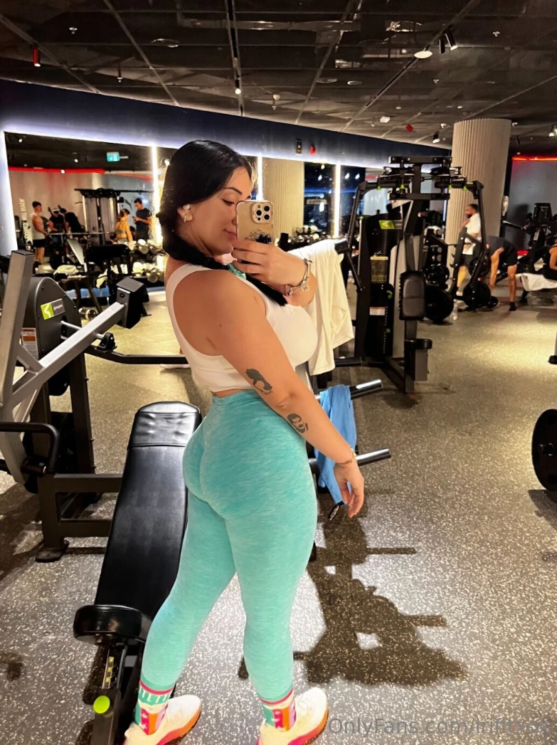 Squats sass and a whole lotta ass 