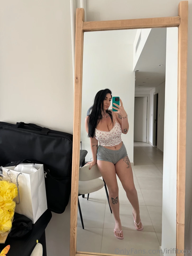 Making a big impression with my eye-catching assets 