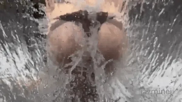 Let s get wet and wilddddd 