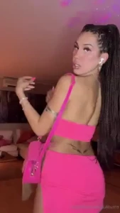 Do you like my outfit hot4giuli