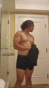 Oops i can t believe i forgot to upload my shower video from las vegas