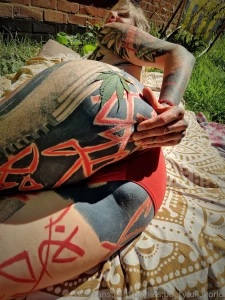 Wish you all a good start to the weekend some content with my fav