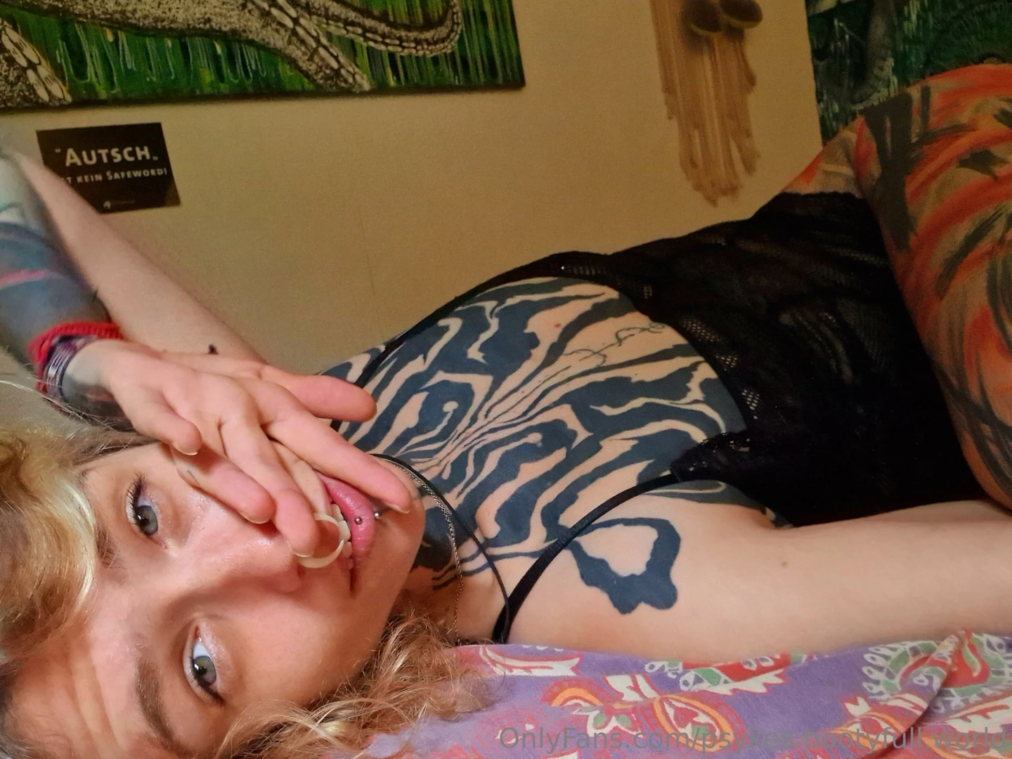 Last night i had a wet dream we were back in this hotelroom in the part 4 