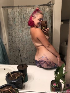 Unlock to see the messy aftermath and how i made this painting part 11