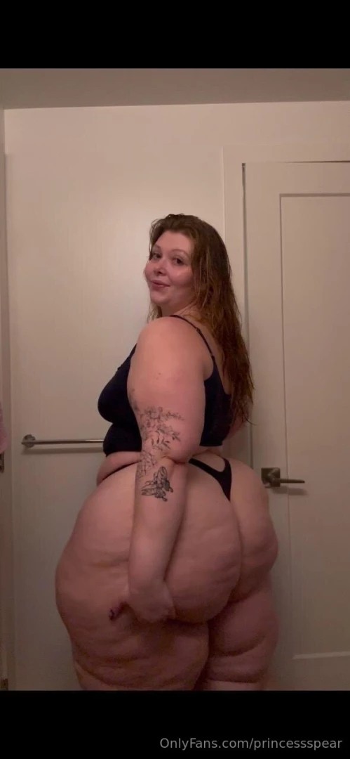 Hope you guys are having a good morning so far i m feeling extra horny 