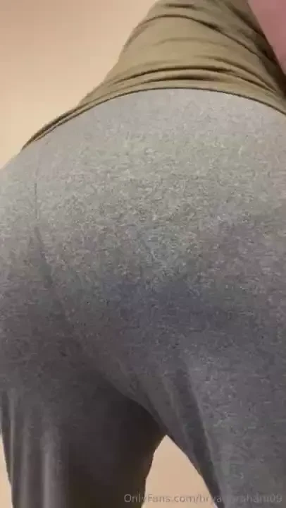 These morning farts won t stop and my butt looks huge in these new gym 