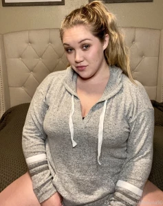 Please come fuck me daddy i ve been a good girl