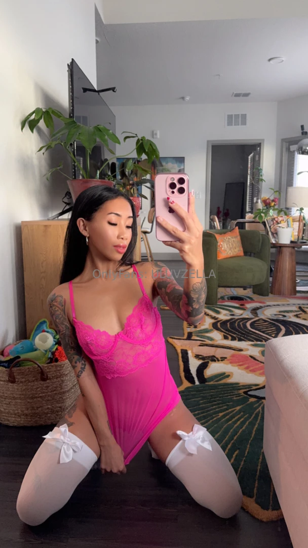 Happy valentines dayyy check your dms for something real special 