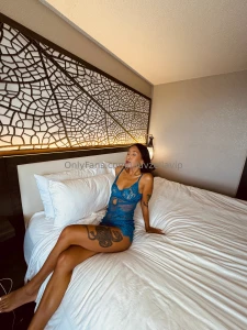 Lets play footsies hehe part 15